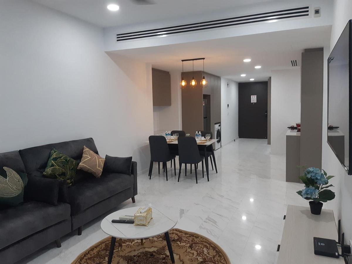 Astra @ Eaton Residences Kl Куала-Лумпур Экстерьер фото