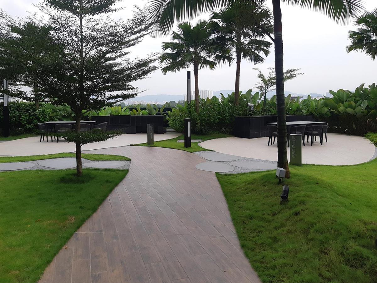 Astra @ Eaton Residences Kl Куала-Лумпур Экстерьер фото