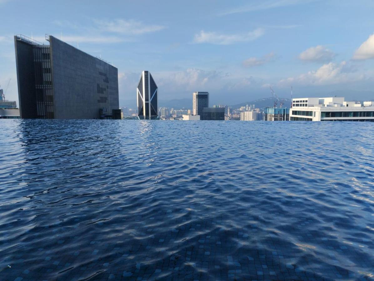 Astra @ Eaton Residences Kl Куала-Лумпур Экстерьер фото