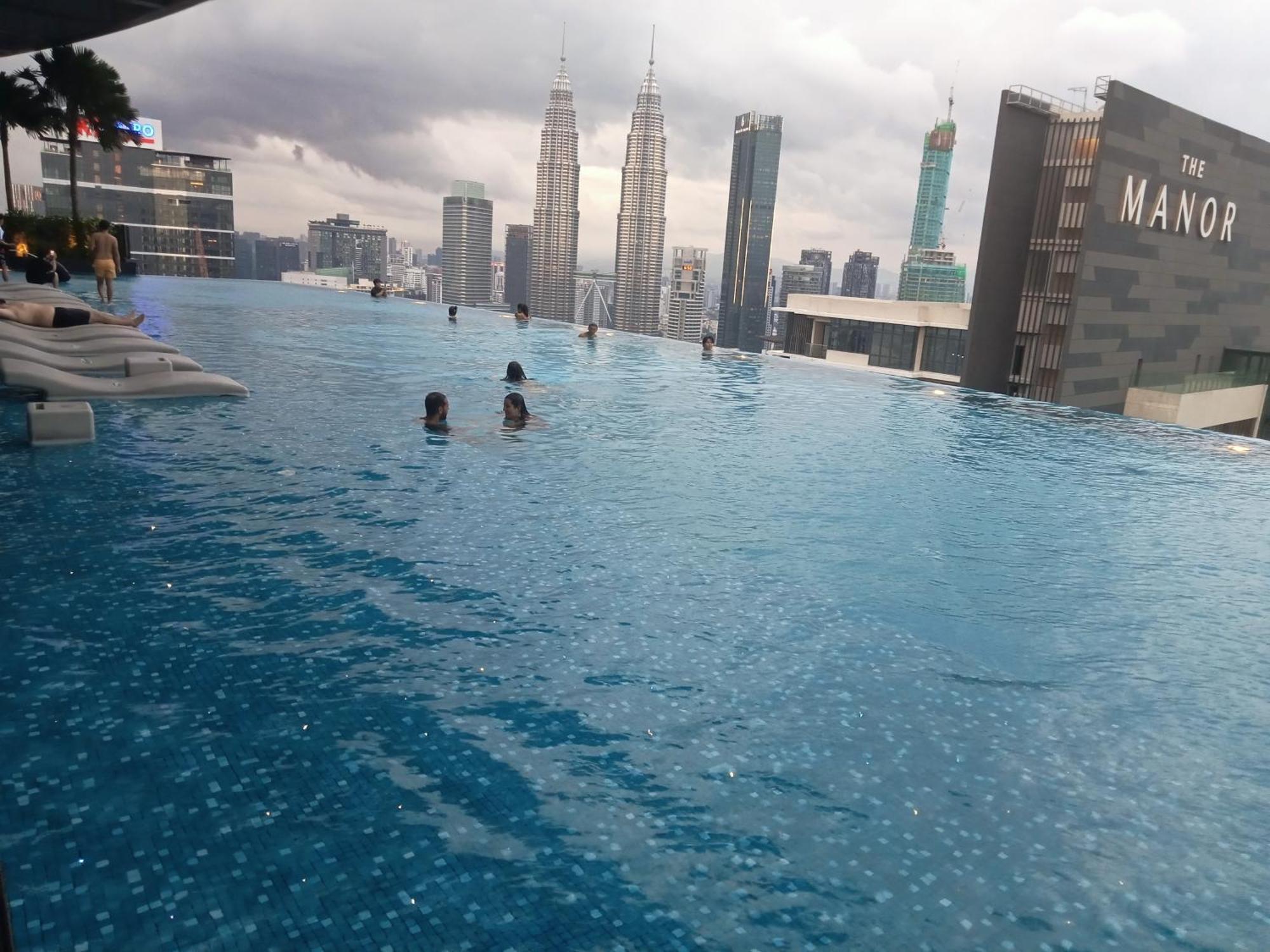 Astra @ Eaton Residences Kl Куала-Лумпур Экстерьер фото